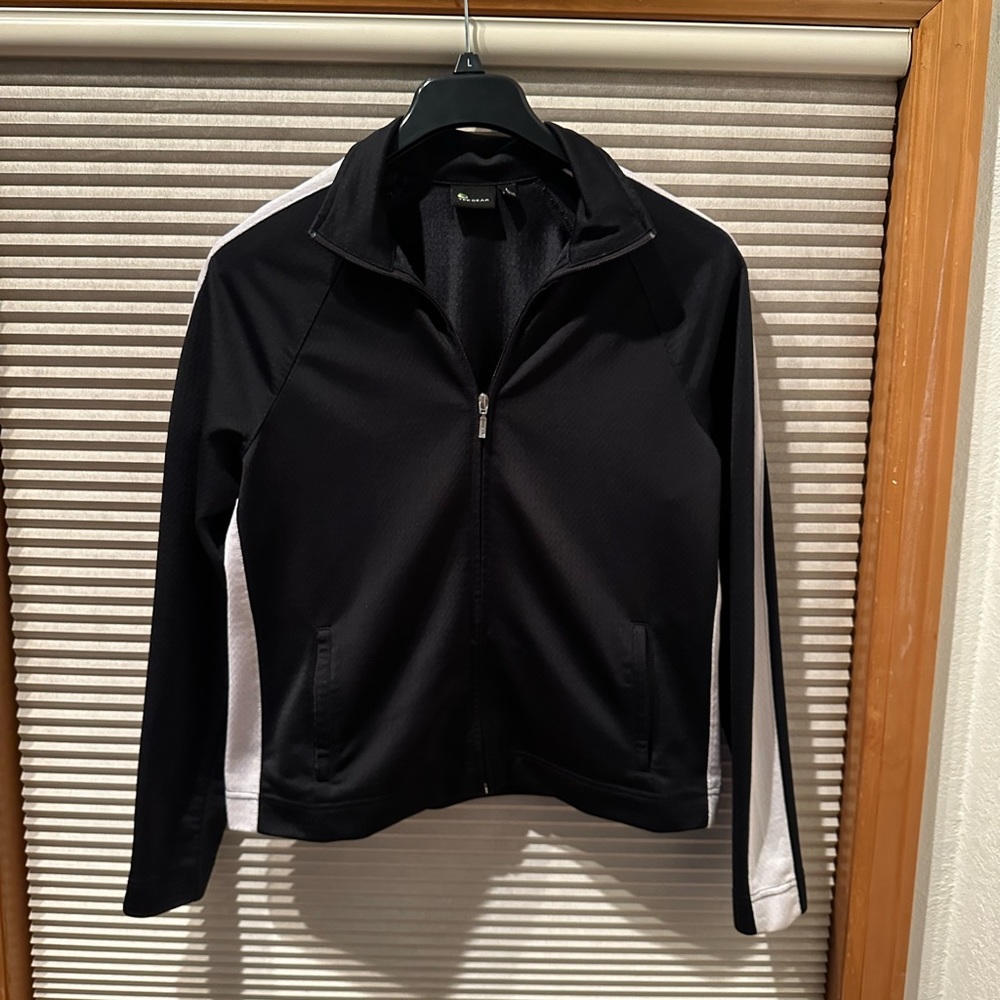 Woman’s sweater full zip